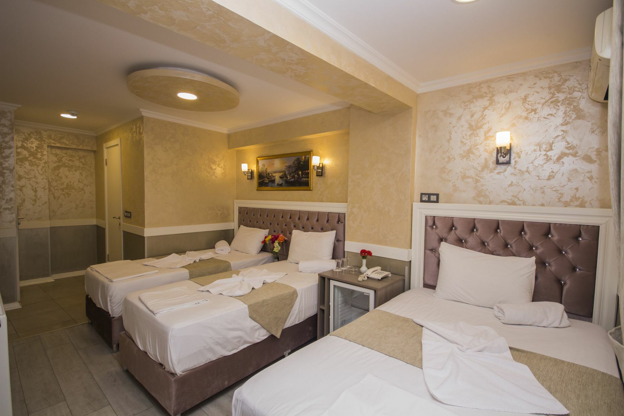 Hotel Bestur Istanboel Buitenkant foto